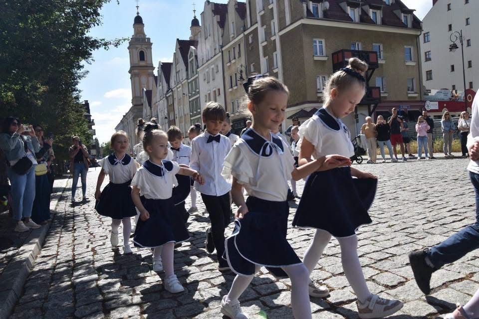  Dzieci w przebraniach